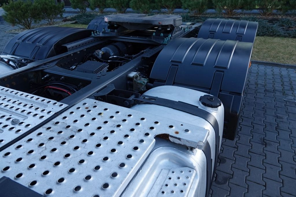 Tractor unit Volvo FH 500 / 6x2 / RETARDER / PEŁNY ADR / PUSHER / O: picture 9