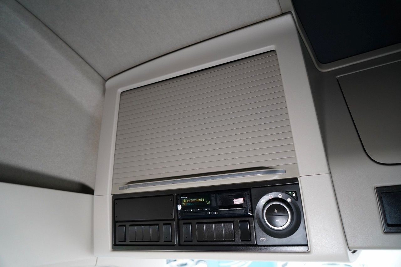 Tractor unit Volvo FH 500  / I-PARK COOL / I-SAVE / NOWY MODEL /  P: picture 32