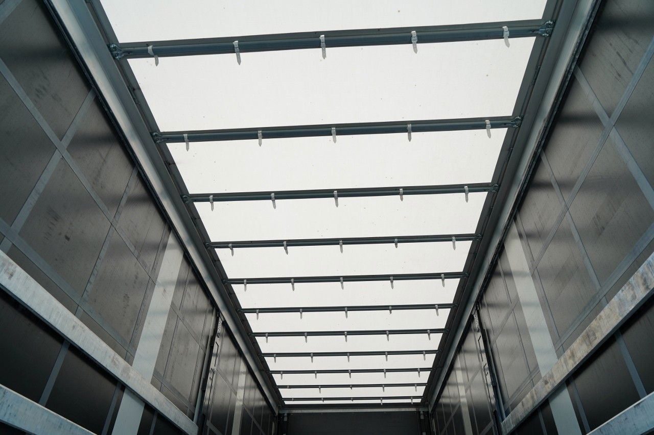 Curtainsider truck Volvo FH 500 / I-SAVE / TANDEM PRZEJAZDOWY / 2023 / K: picture 15 Curtainsider truck Volvo FH 500 / I-SAVE / TANDEM PRZEJAZDOWY / 2023 / K: picture 15