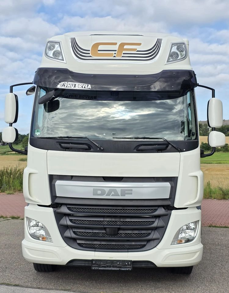 DAF CF 330/10.2017/KONTENER MEBLOWY/IZOTERMA/WINDA/18 PALET/E6/NISKI PRZEBIEG/Z NIEMIEC/JAK NOWY/DUŻY SILNIK 10 837cm3// - Box truck: picture 3 DAF CF 330/10.2017/KONTENER MEBLOWY/IZOTERMA/WINDA/18 PALET/E6/NISKI PRZEBIEG/Z NIEMIEC/JAK NOWY/DUŻY SILNIK 10 837cm3// - Box truck: picture 3