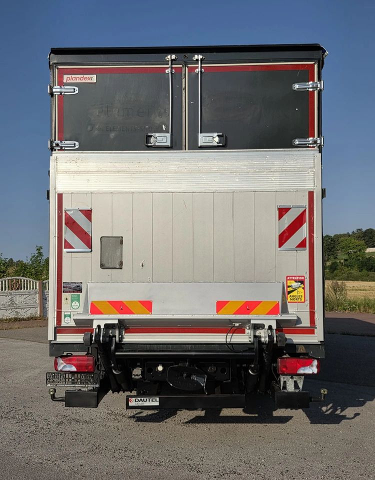 MAN TGM 15.290 / BURTO-FIRANKA / CAŁY NA PODUSZKACH /KLIMA POSTOJOWA / 2018R / NISKI PRZEBIEG / 18 PALET / E6 / JAK NOWY / WINDA / - Curtainsider truck: picture 5 MAN TGM 15.290 / BURTO-FIRANKA / CAŁY NA PODUSZKACH /KLIMA POSTOJOWA / 2018R / NISKI PRZEBIEG / 18 PALET / E6 / JAK NOWY / WINDA / - Curtainsider truck: picture 5