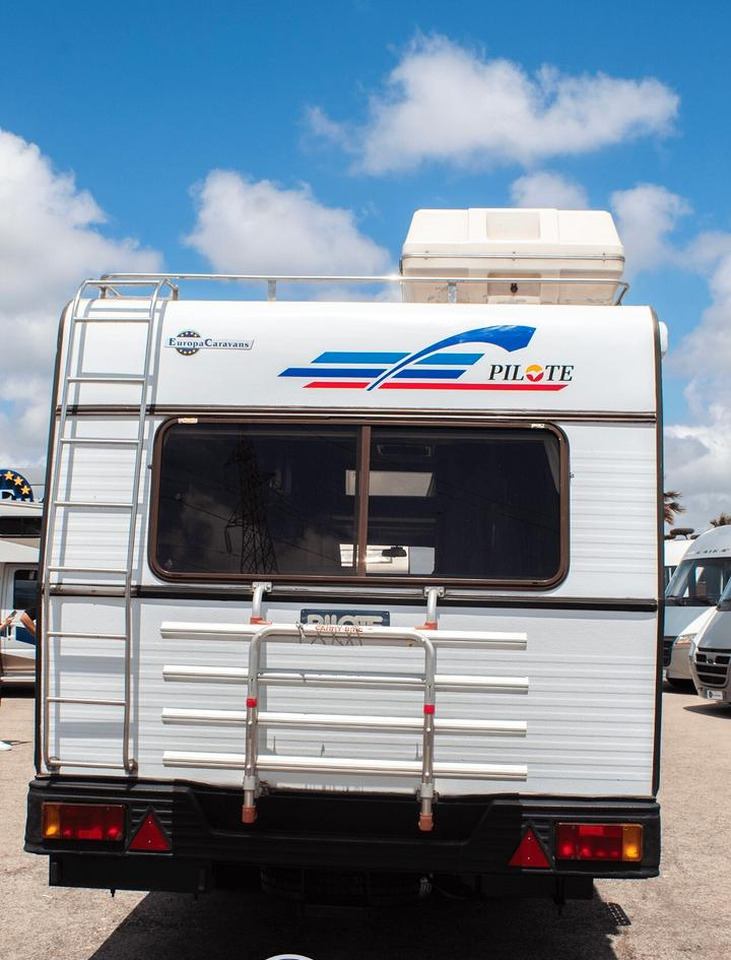 Pilote r 650 - Alcove motorhome: picture 4 Pilote r 650 - Alcove motorhome: picture 4