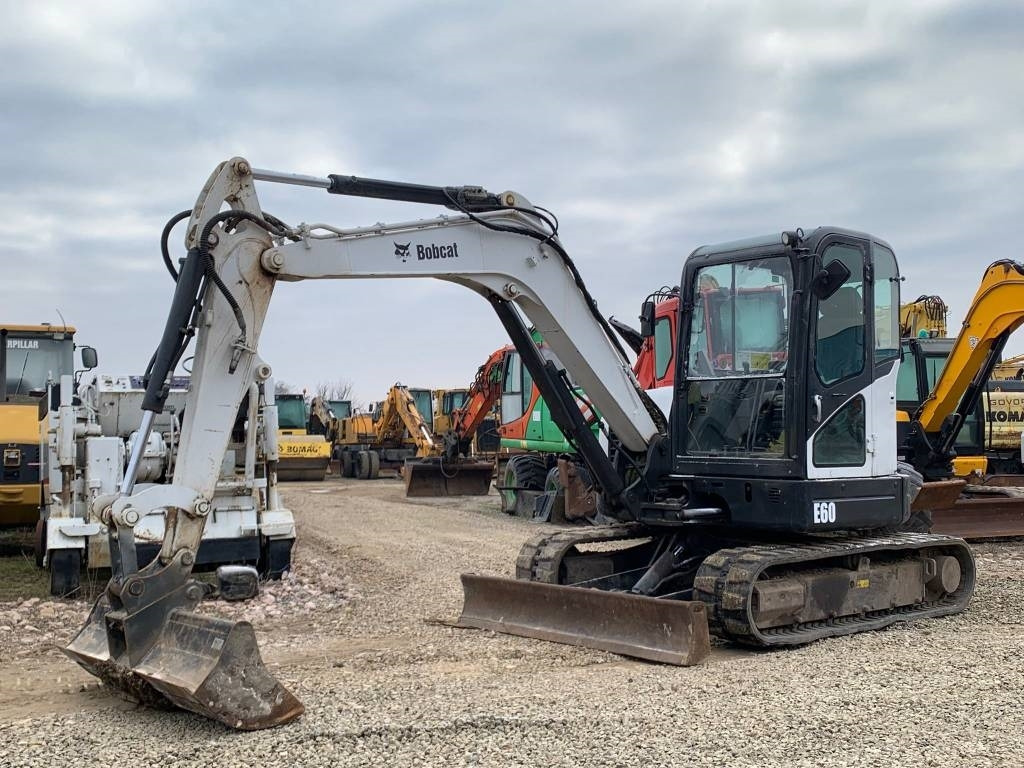Bobcat E 60 - Mini excavator: picture 1 Bobcat E 60 - Mini excavator: picture 1