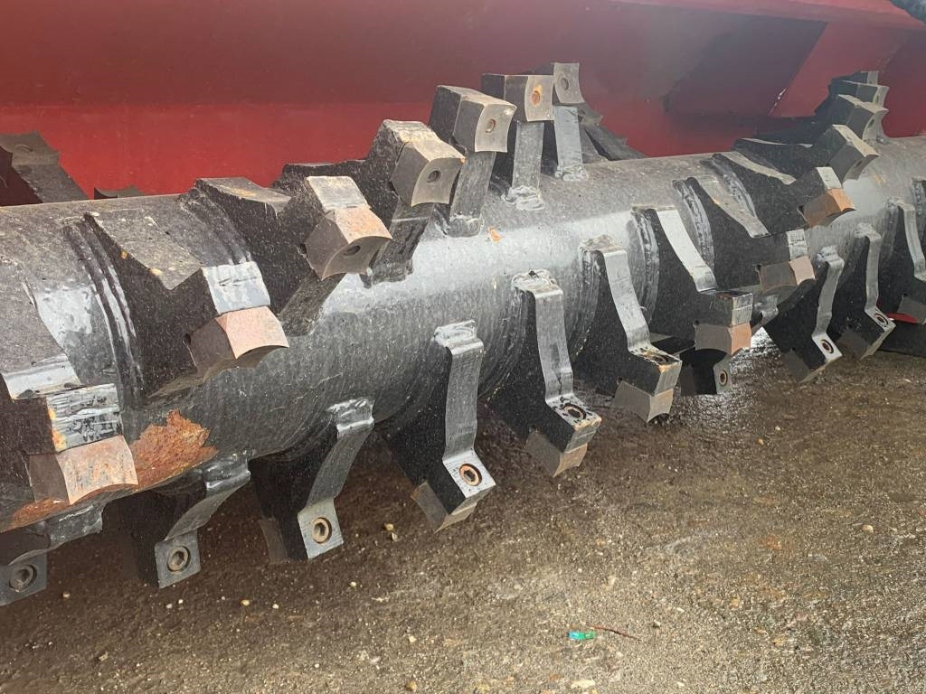 Skid steer loader CAT 257 B: picture 8