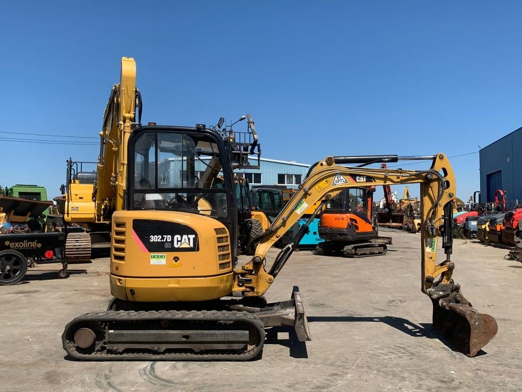 CAT 302.7 CR - Mini excavator: picture 3 CAT 302.7 CR - Mini excavator: picture 3