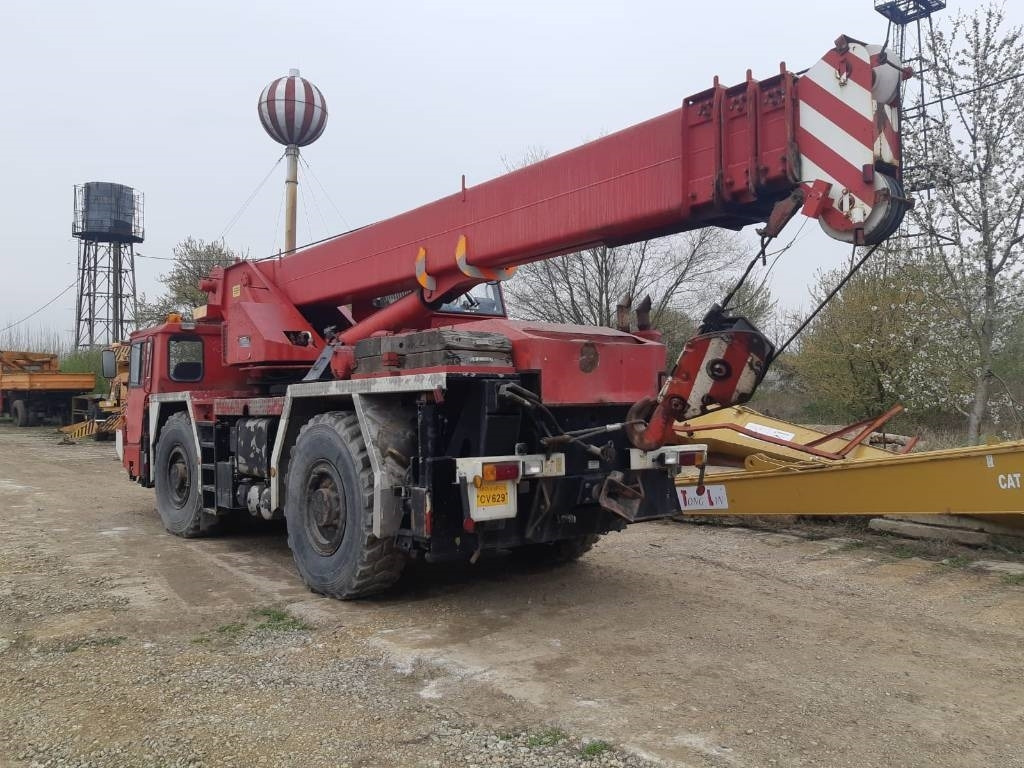 Faun RTF30 - All terrain crane: picture 5 Faun RTF30 - All terrain crane: picture 5