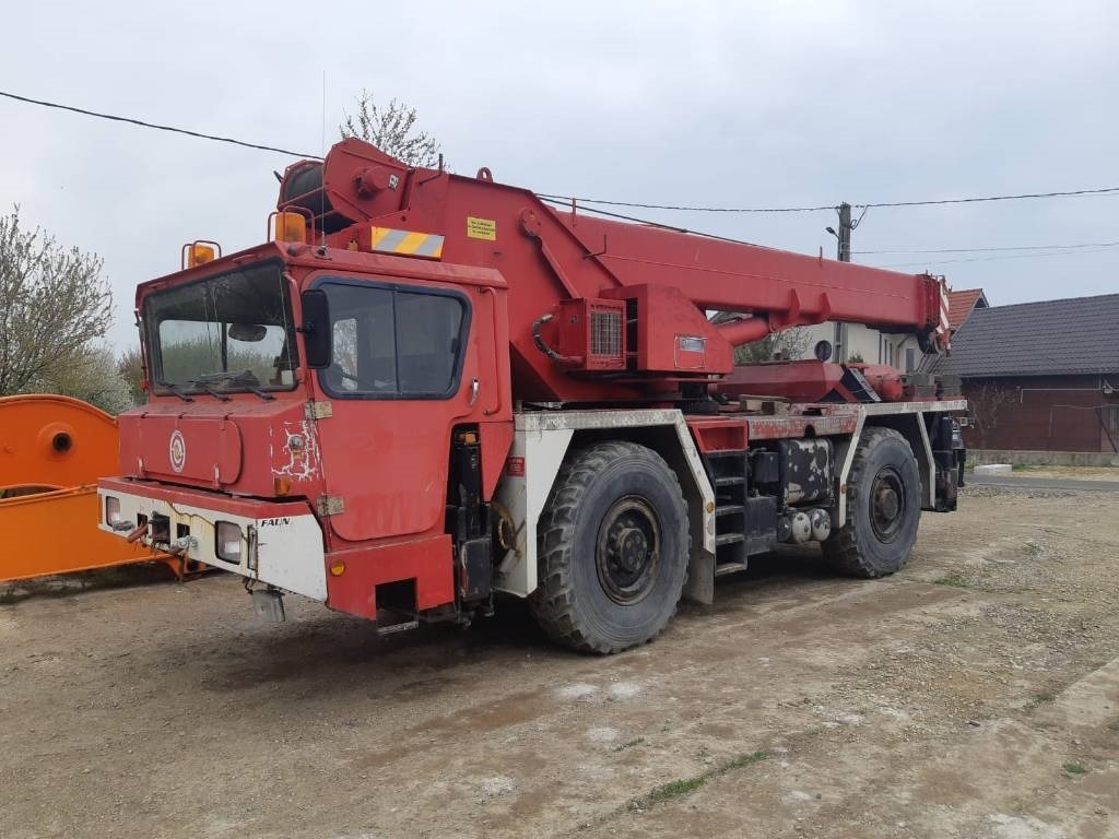 Faun RTF30 - All terrain crane: picture 1 Faun RTF30 - All terrain crane: picture 1