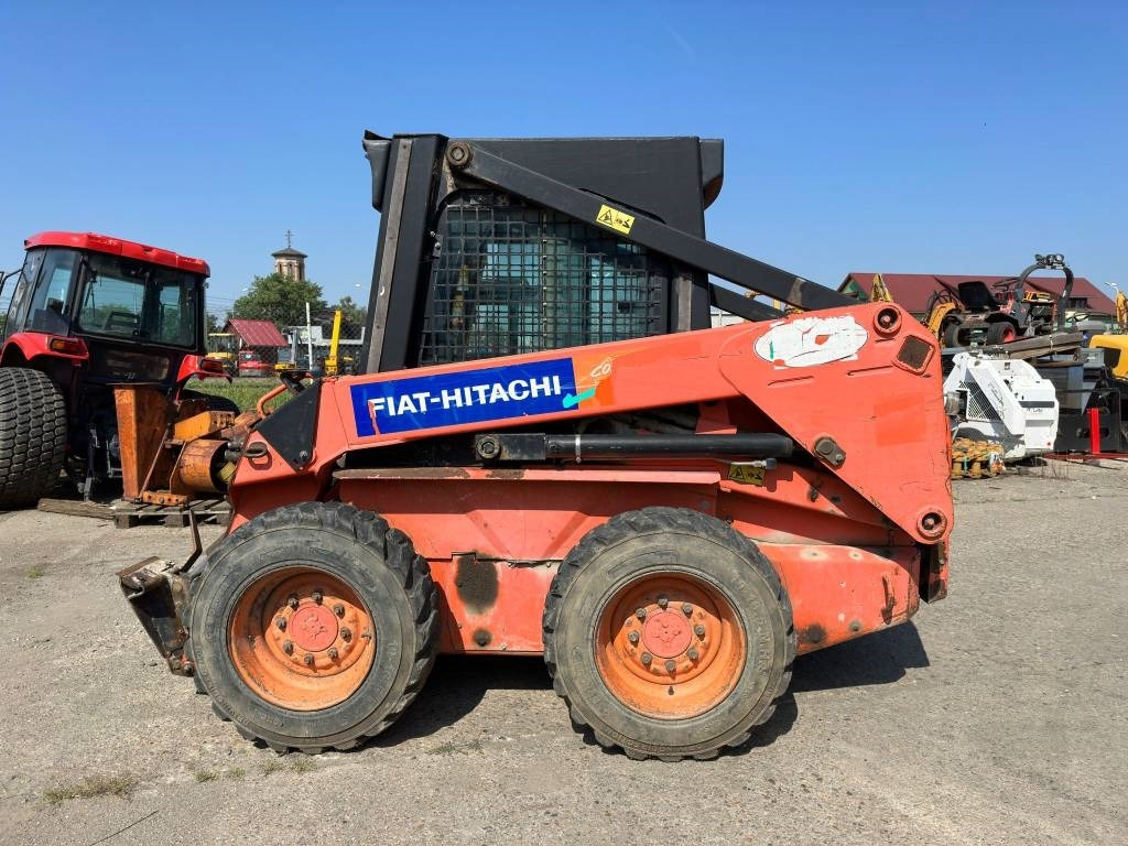 Fiat-Hitachi SL55B - Skid steer loader: picture 2 Fiat-Hitachi SL55B - Skid steer loader: picture 2