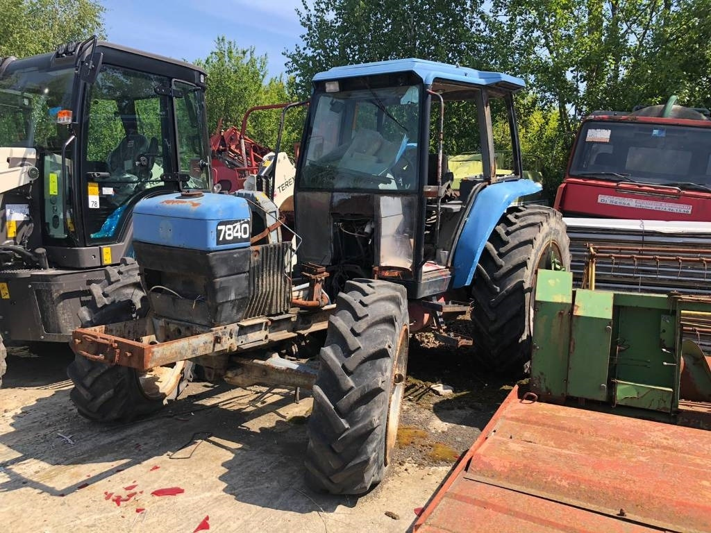 Ford / New Holland For parts 7840 - Farm tractor: picture 1 Ford / New Holland For parts 7840 - Farm tractor: picture 1