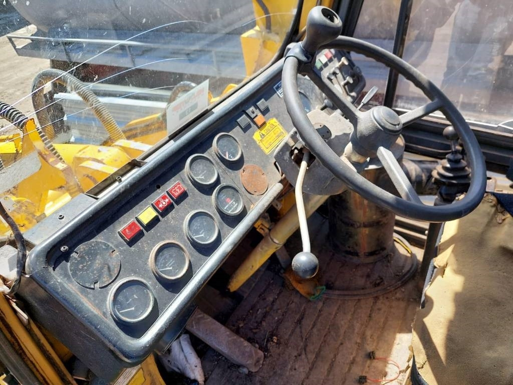 Wheel loader Hanomag 35D: picture 6 Wheel loader Hanomag 35D: picture 6