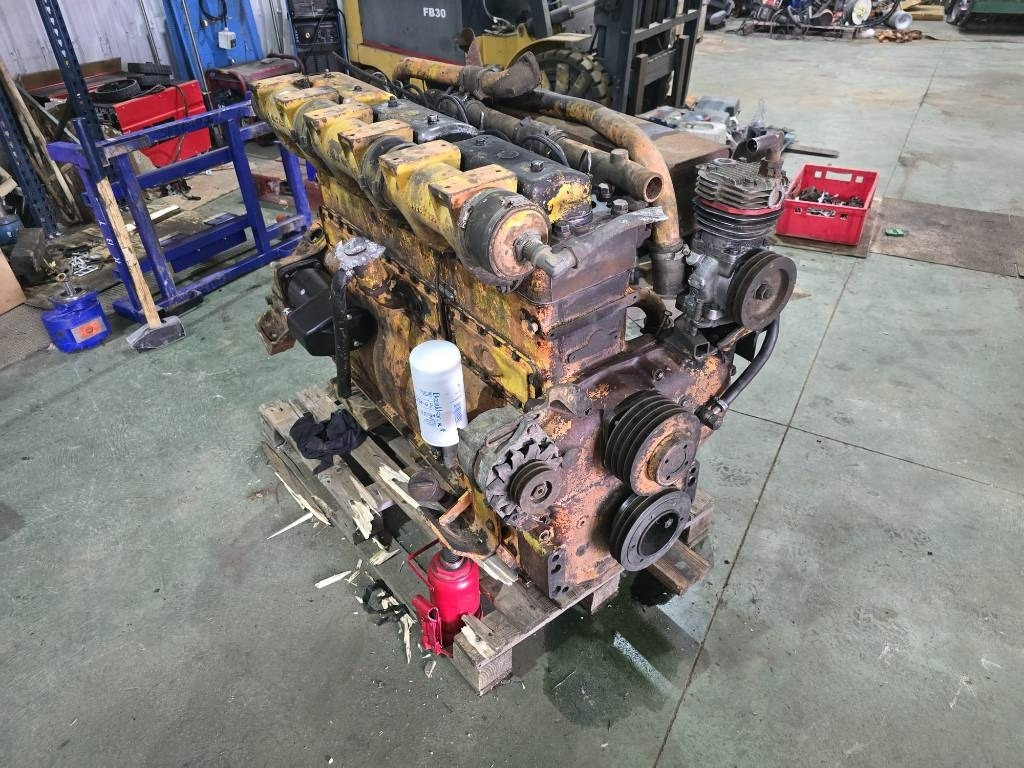 Hanomag 6 Cylinder ENGINE - Engine for Construction machinery: picture 2 Hanomag 6 Cylinder ENGINE - Engine for Construction machinery: picture 2