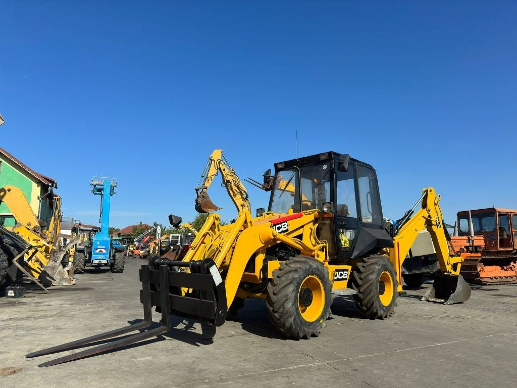 JCB 2 CX - Backhoe loader: picture 1 JCB 2 CX - Backhoe loader: picture 1