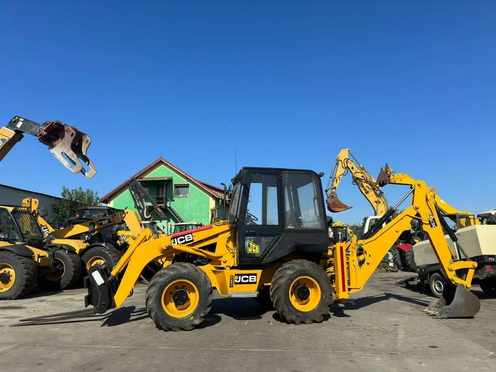 JCB 2 CX - Backhoe loader: picture 2 JCB 2 CX - Backhoe loader: picture 2