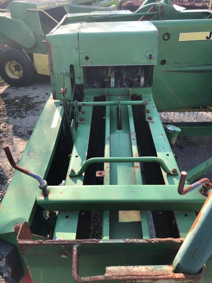 John Deere 459 - Square baler: picture 4 John Deere 459 - Square baler: picture 4