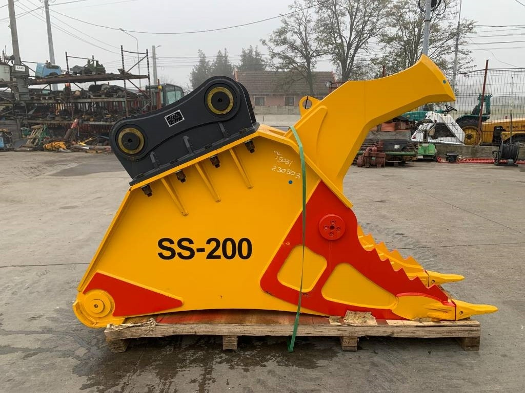 KBKC SS200 - Grapple for Forestry equipment: picture 1 KBKC SS200 - Grapple for Forestry equipment: picture 1