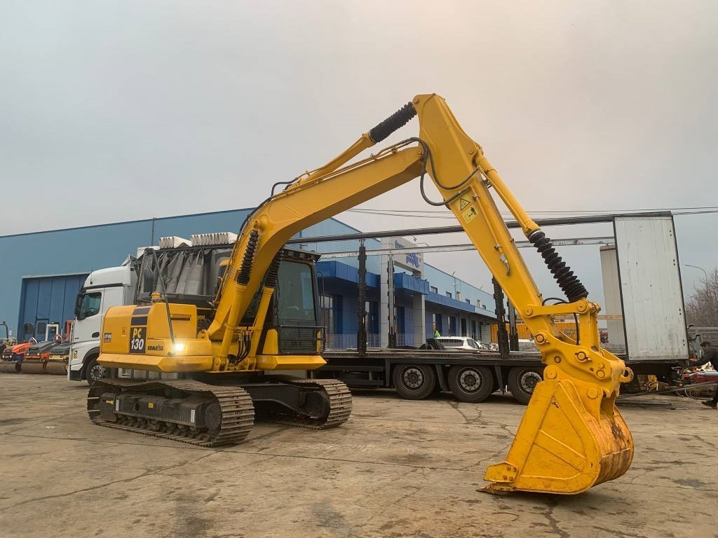 Komatsu PC 130 - Crawler excavator: picture 4 Komatsu PC 130 - Crawler excavator: picture 4