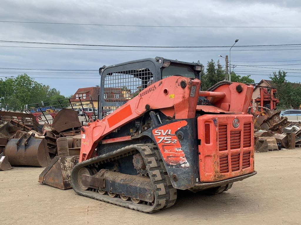 Skid steer loader Kubota SVL 75-2: picture 6