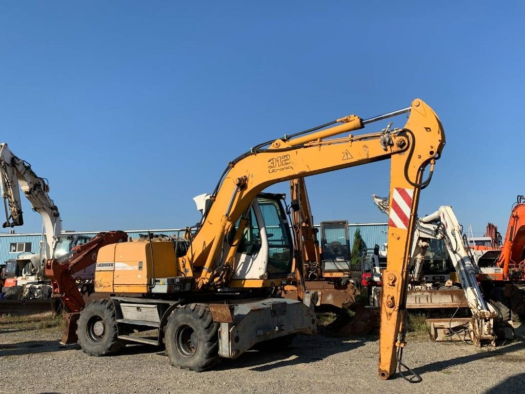 Liebherr A 312 - Wheel excavator: picture 5 Liebherr A 312 - Wheel excavator: picture 5