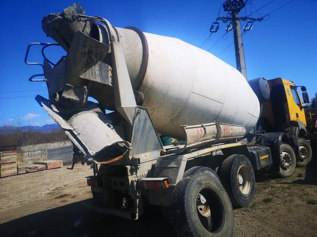 Renault Kerax 420 - Concrete mixer truck: picture 4 Renault Kerax 420 - Concrete mixer truck: picture 4