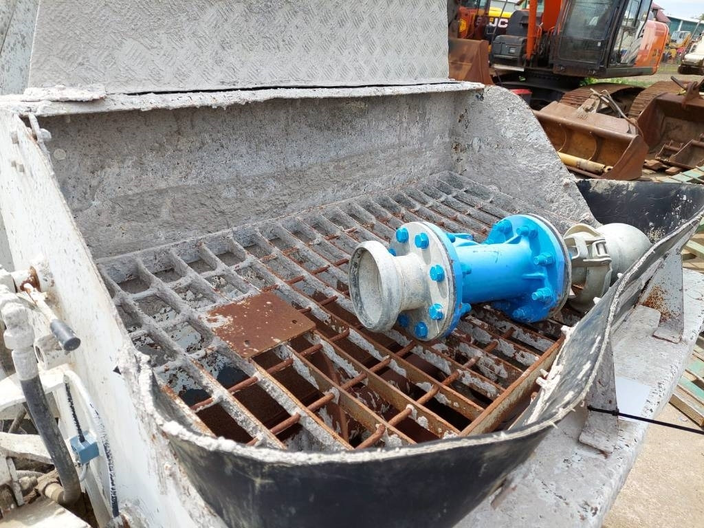 Stationary concrete pump Utranazz SCH60C: picture 7