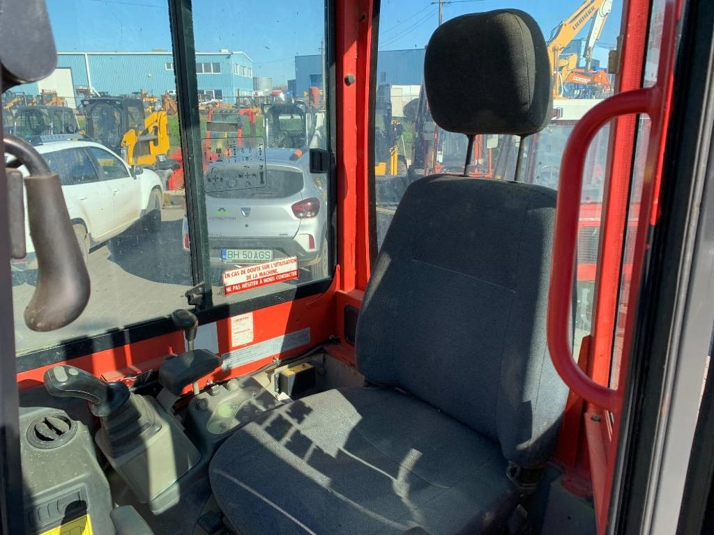 Mini excavator Yanmar Vio 25-4: picture 9