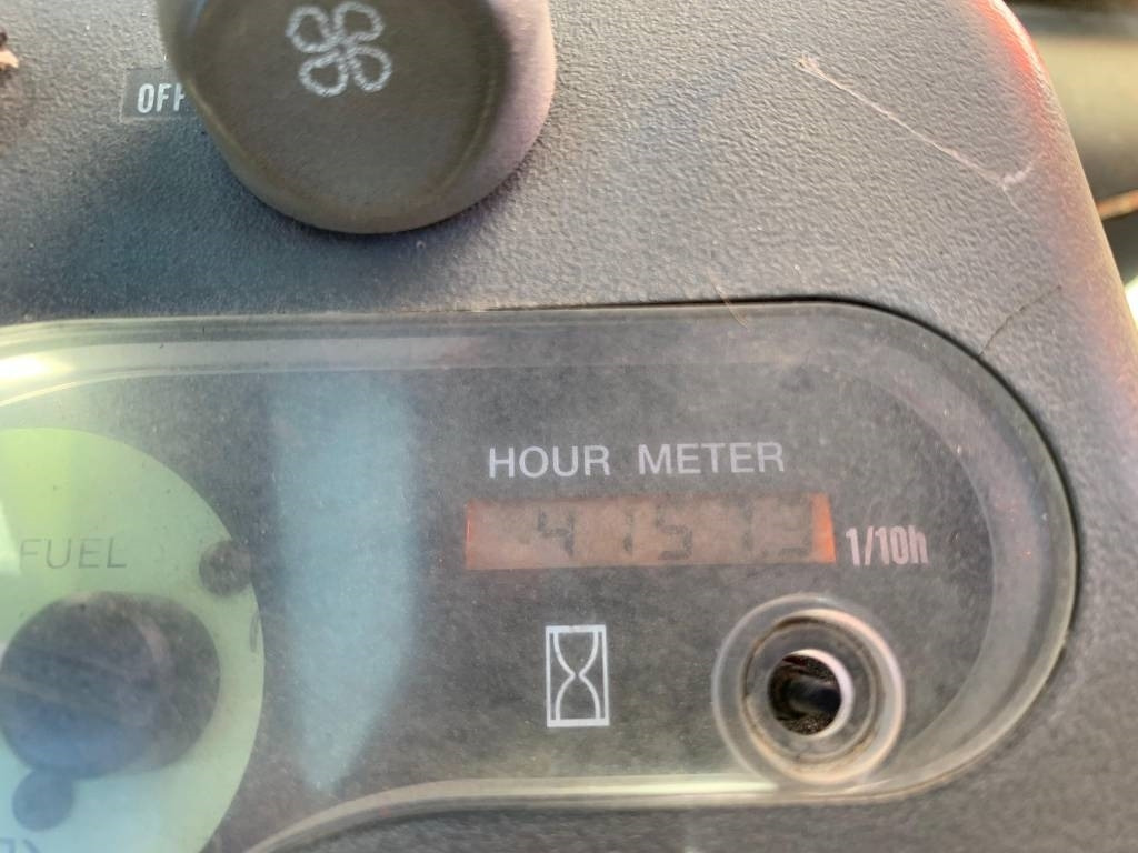 Mini excavator Yanmar Vio 25-4: picture 10