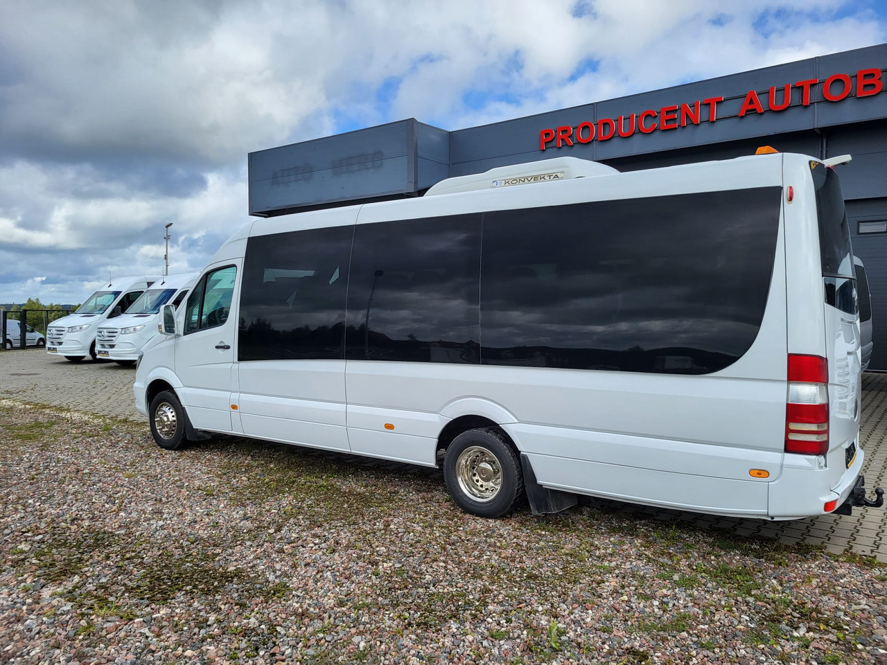 Mercedes-Benz Sprinter 519 CDI 24 seats - Coach: picture 3 Mercedes-Benz Sprinter 519 CDI 24 seats - Coach: picture 3