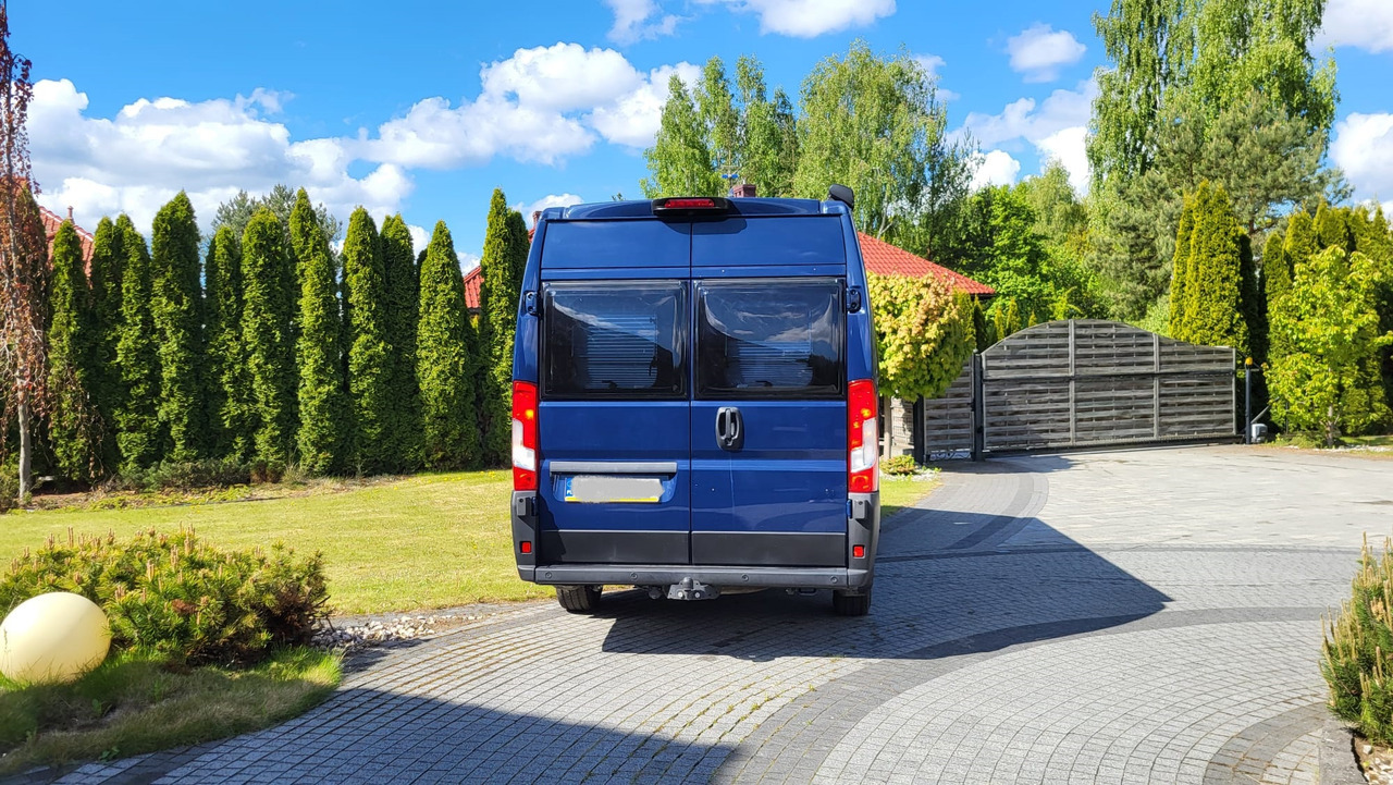 Peugeot Boxer - Camper van: picture 3 Peugeot Boxer - Camper van: picture 3