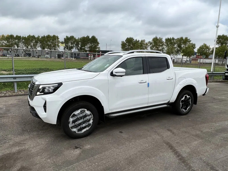 Nissan Navara 4x4 2.5 D Double Cab - LE Plus - AUTOMATIC - FULL OPTIONS - EURO 2 - NEW!! - 3 UNITS - Pickup truck, Combi van: picture 1 Nissan Navara 4x4 2.5 D Double Cab - LE Plus - AUTOMATIC - FULL OPTIONS - EURO 2 - NEW!! - 3 UNITS - Pickup truck, Combi van: picture 1