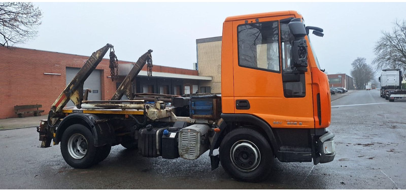 Iveco 80E18K 4x2 Absetzkipper - Skip loader truck: picture 4 Iveco 80E18K 4x2 Absetzkipper - Skip loader truck: picture 4