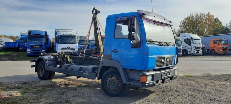 MAN L2000 Abrollkipper - Hook lift truck: picture 4 MAN L2000 Abrollkipper - Hook lift truck: picture 4