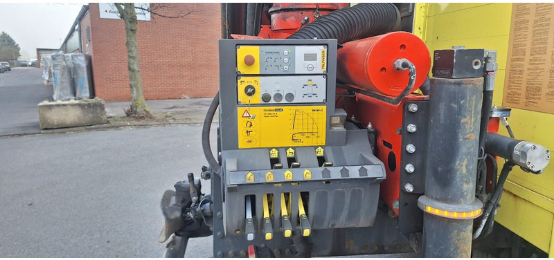 Dropside/ Flatbed truck, Crane truck Mercedes-Benz 2636 Axor 3-Achser 6x2 mit Kran PK14002+Funk: picture 20