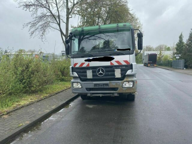Mercedes-Benz 2641 Absetzer 6x2 Blatt/Luft Klima AHK - Skip loader truck: picture 1 Mercedes-Benz 2641 Absetzer 6x2 Blatt/Luft Klima AHK - Skip loader truck: picture 1