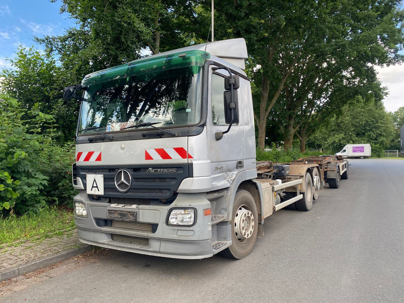 Mercedes-Benz 2641K 6x2 Abroller Klima - Hook lift truck: picture 1 Mercedes-Benz 2641K 6x2 Abroller Klima - Hook lift truck: picture 1