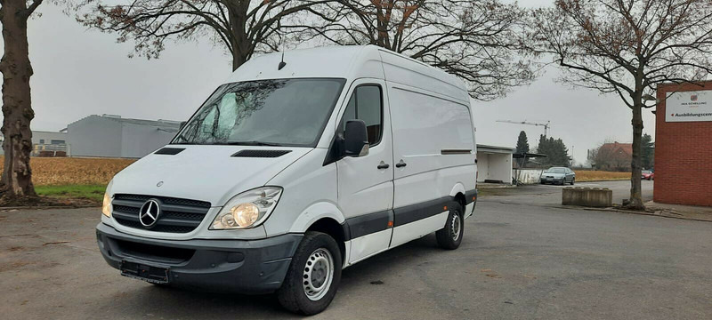 Mercedes-Benz 300-serie 313 Kstenwagen - Panel van: picture 4 Mercedes-Benz 300-serie 313 Kstenwagen - Panel van: picture 4