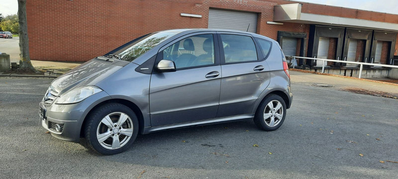 Mercedes-Benz A-Klasse 180 A 180 CDI AVANTGARDE - Hatchback: picture 2 Mercedes-Benz A-Klasse 180 A 180 CDI AVANTGARDE - Hatchback: picture 2