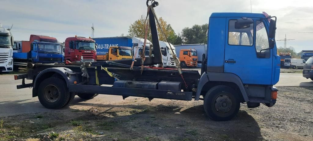 MAN L2000 Abrollkipper - Other machinery: picture 3 MAN L2000 Abrollkipper - Other machinery: picture 3