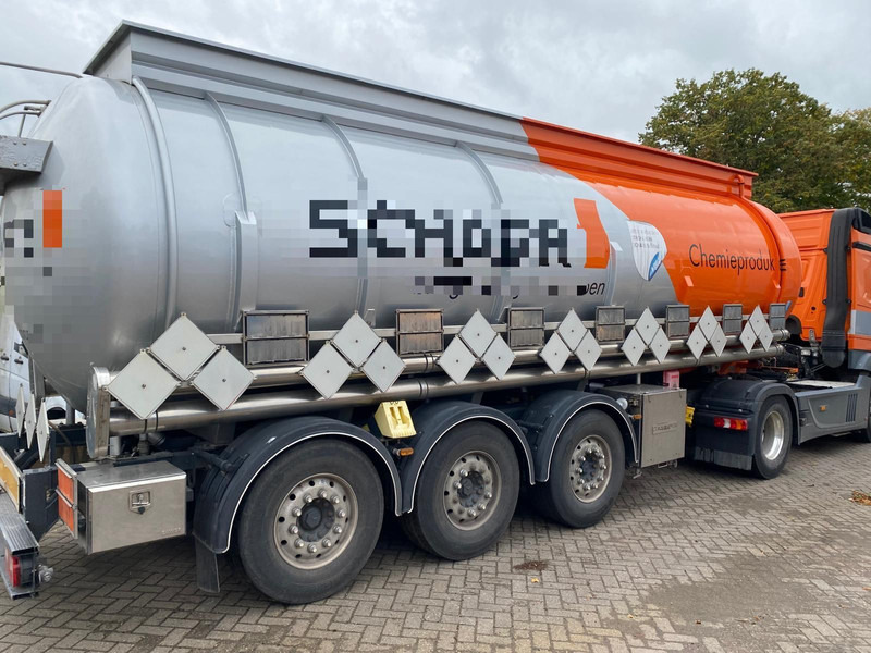Schrader - Tank semi-trailer: picture 1 Schrader - Tank semi-trailer: picture 1