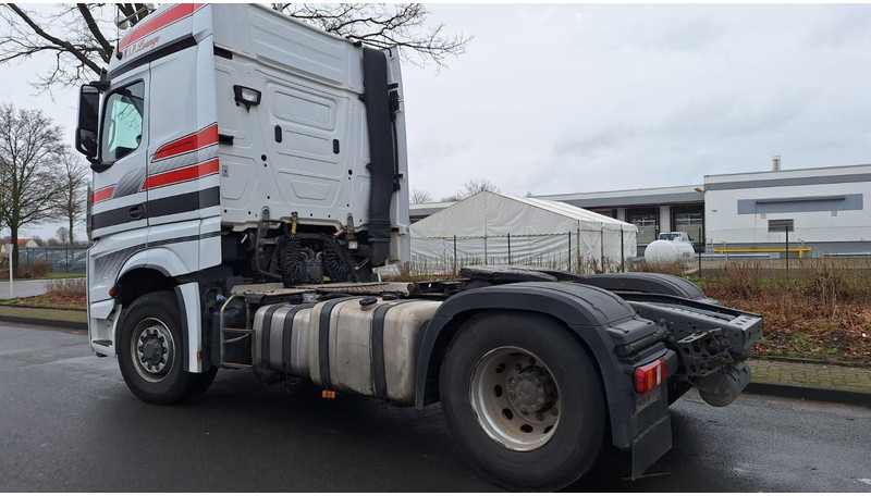Mercedes-Benz 1845 Arocs 4x4 HD 1-Hand - Tractor unit: picture 3 Mercedes-Benz 1845 Arocs 4x4 HD 1-Hand - Tractor unit: picture 3