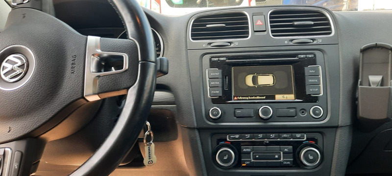 Car Volkswagen Golf: picture 6