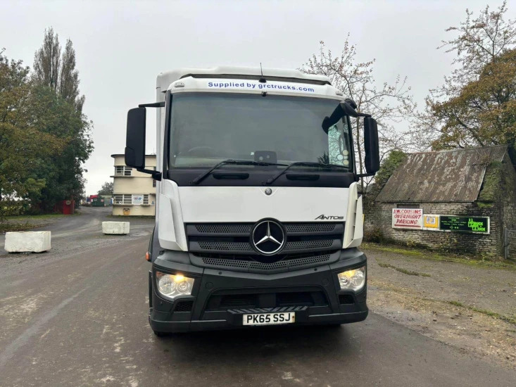 2015 Mercedes Axor 2532 Refrigerated Truck SSJ Axor - Refrigerator truck: picture 3 2015 Mercedes Axor 2532 Refrigerated Truck SSJ Axor - Refrigerator truck: picture 3