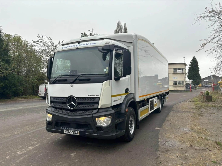 2015 Mercedes Axor 2532 Refrigerated Truck SSJ Axor - Refrigerator truck: picture 2 2015 Mercedes Axor 2532 Refrigerated Truck SSJ Axor - Refrigerator truck: picture 2