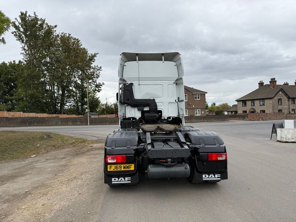 Tractor unit 2019 DAF CF 480 Tractor Unit: picture 23
