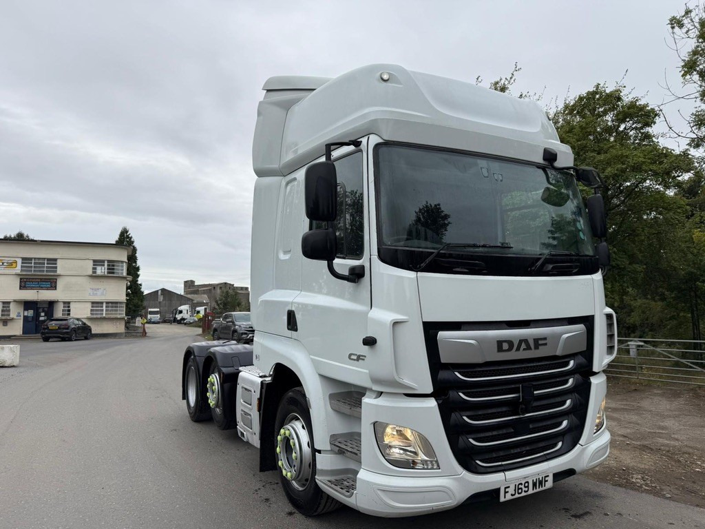 Tractor unit 2019 DAF CF 480 Tractor Unit: picture 7