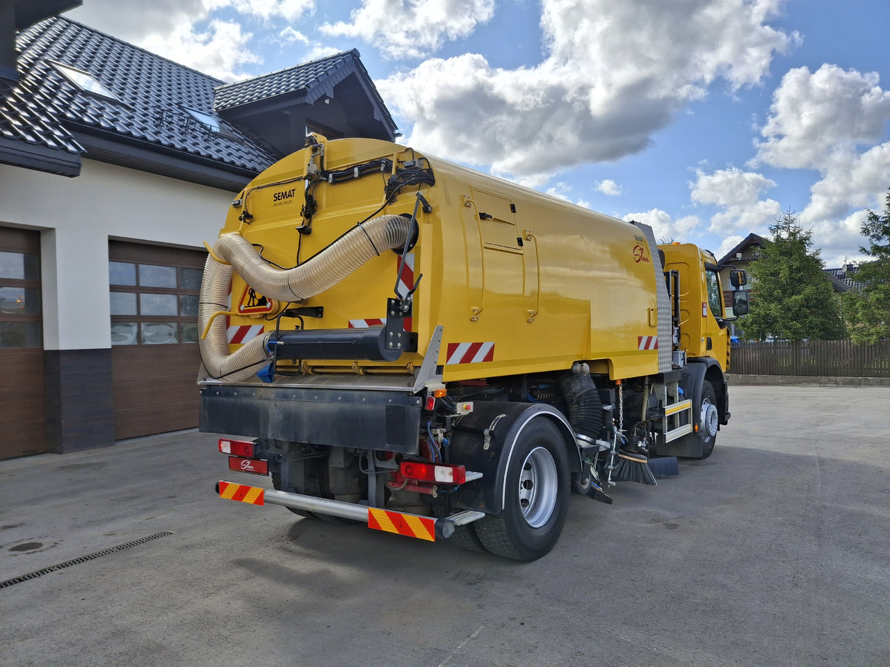 Road sweeper RENAULT C280 Kehrmaschine Zamiatarka SEMAT Zoeller FAUN Karcher L/R 2 Motoren 2018r 740 Mth Euro 6: picture 19 Road sweeper RENAULT C280 Kehrmaschine Zamiatarka SEMAT Zoeller FAUN Karcher L/R 2 Motoren 2018r 740 Mth Euro 6: picture 19