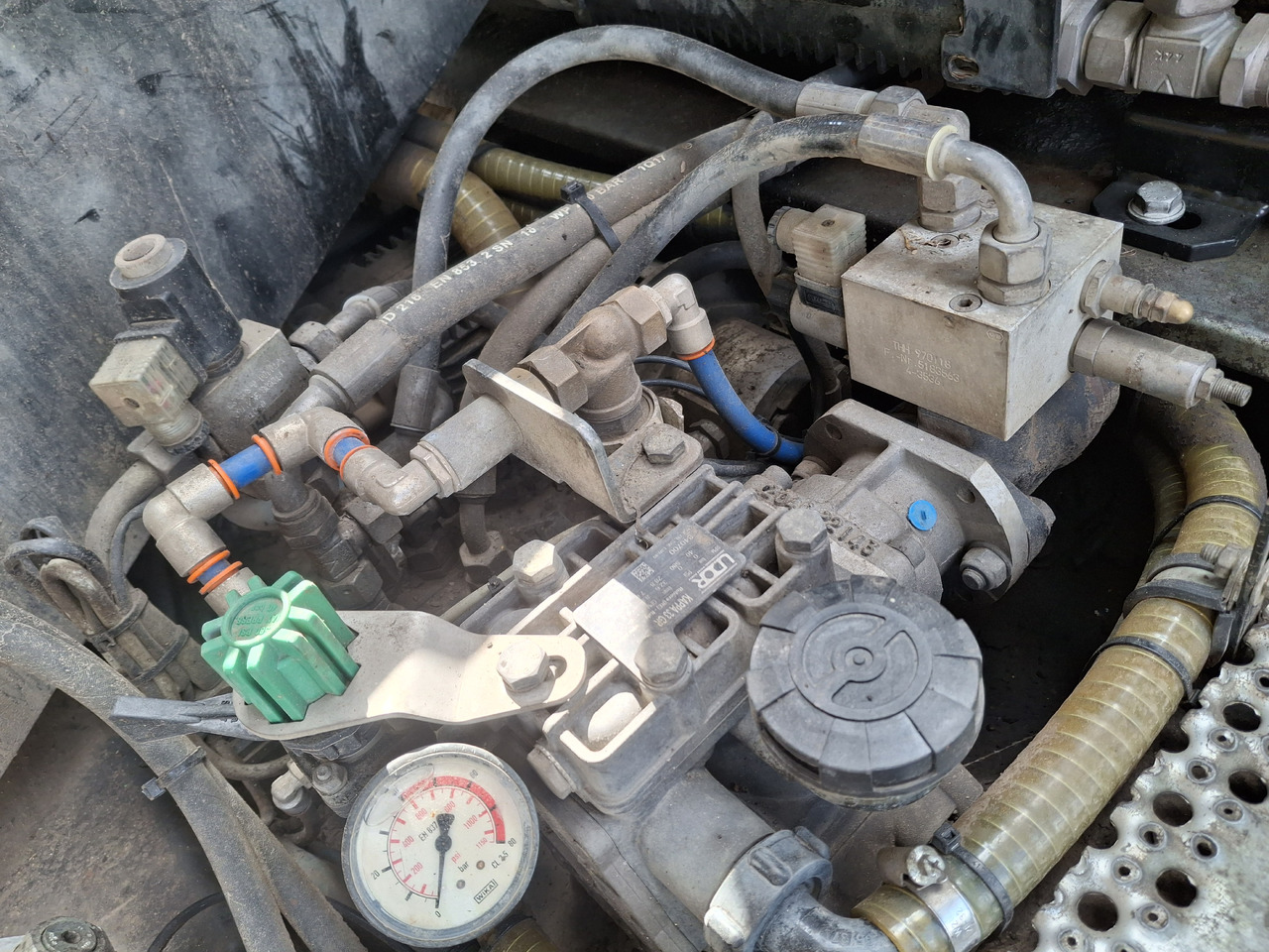 Road sweeper RENAULT C280 Kehrmaschine Zamiatarka SEMAT Zoeller FAUN Karcher L/R 2 Motoren 2018r 740 Mth Euro 6: picture 23 Road sweeper RENAULT C280 Kehrmaschine Zamiatarka SEMAT Zoeller FAUN Karcher L/R 2 Motoren 2018r 740 Mth Euro 6: picture 23