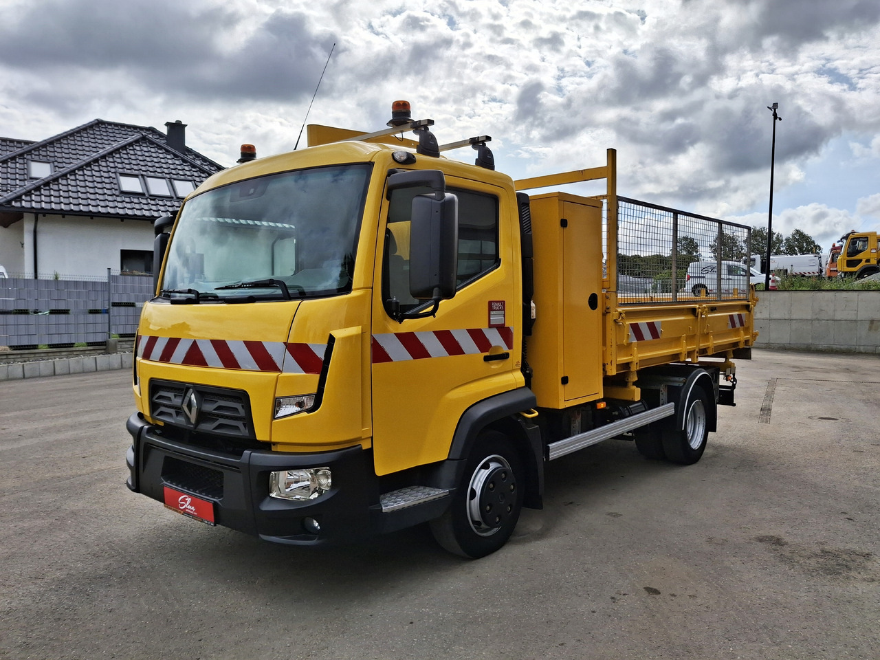 RENAULT D7.5 Wywrotka Kipper 3 Stronna 2015r 84 Tyś KM - Tipper: picture 2 RENAULT D7.5 Wywrotka Kipper 3 Stronna 2015r 84 Tyś KM - Tipper: picture 2