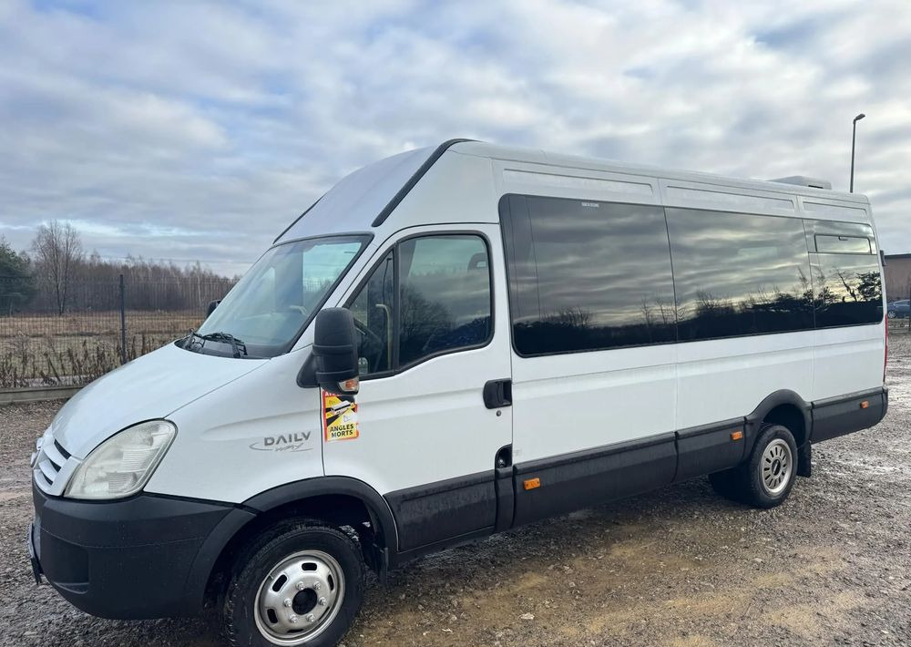 Iveco Daily - Minibus, Passenger van: picture 3 Iveco Daily - Minibus, Passenger van: picture 3