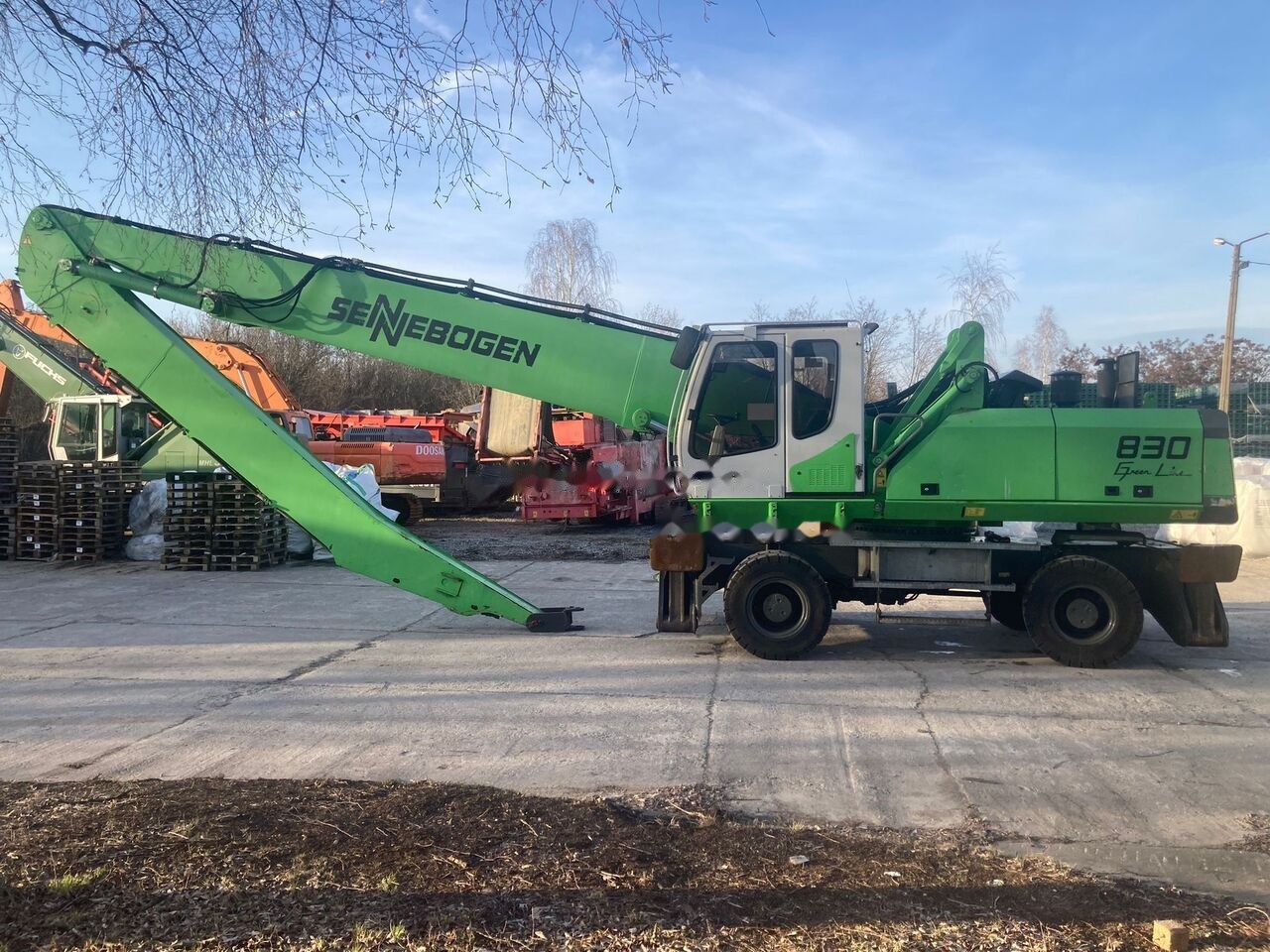 Sennebogen 830 M - Waste/ Industry handler: picture 1 Sennebogen 830 M - Waste/ Industry handler: picture 1