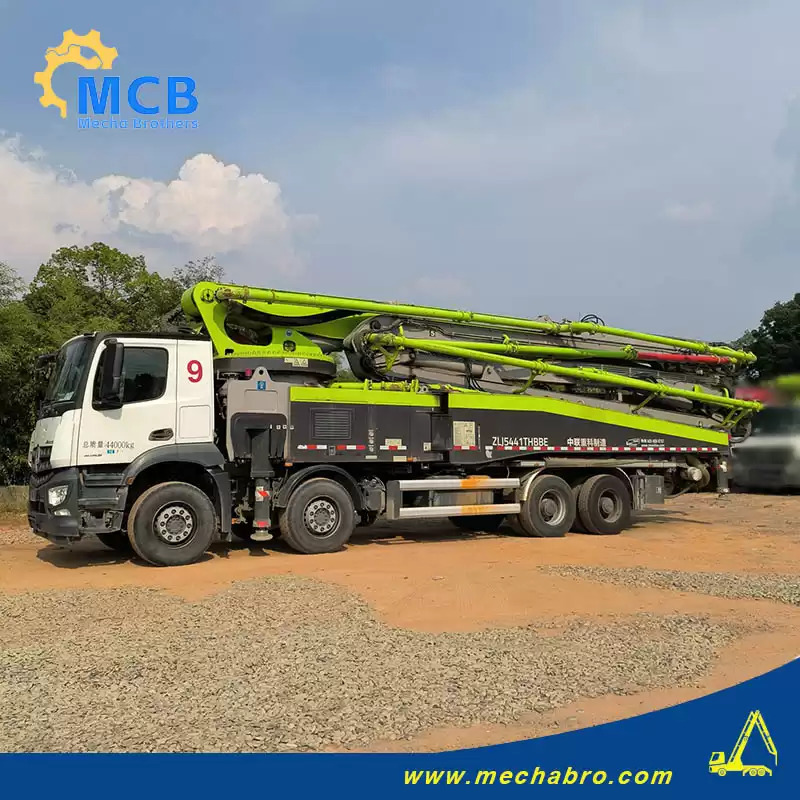 ZOOMLION ZLJ5441THBBE - Concrete pump truck: picture 5 ZOOMLION ZLJ5441THBBE - Concrete pump truck: picture 5